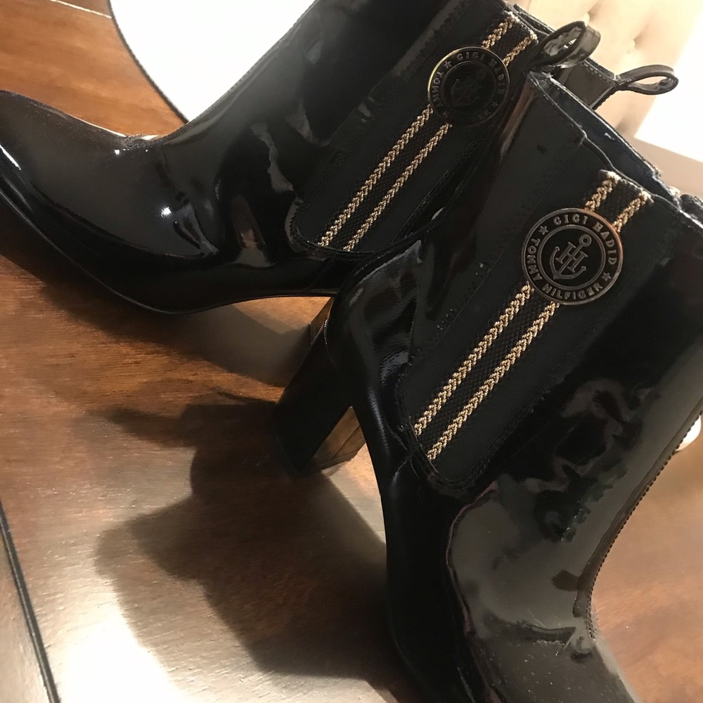 Brand New Gigi Hadid Boots tommyxgigi
